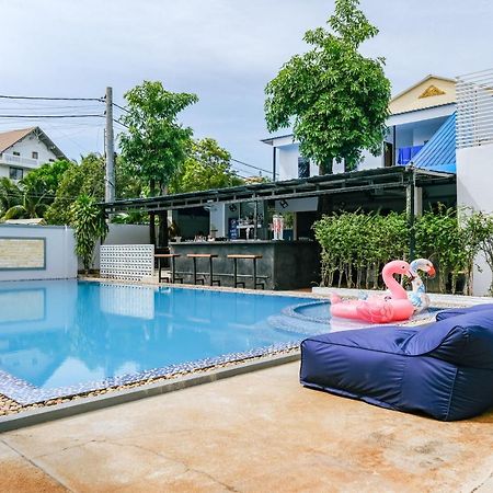 Queentown Hostel Siem Reap Exterior foto